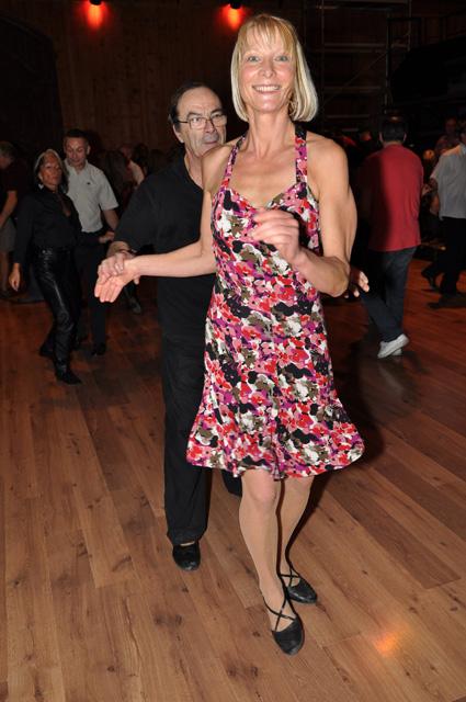 min 2012 11 11 station danse 251